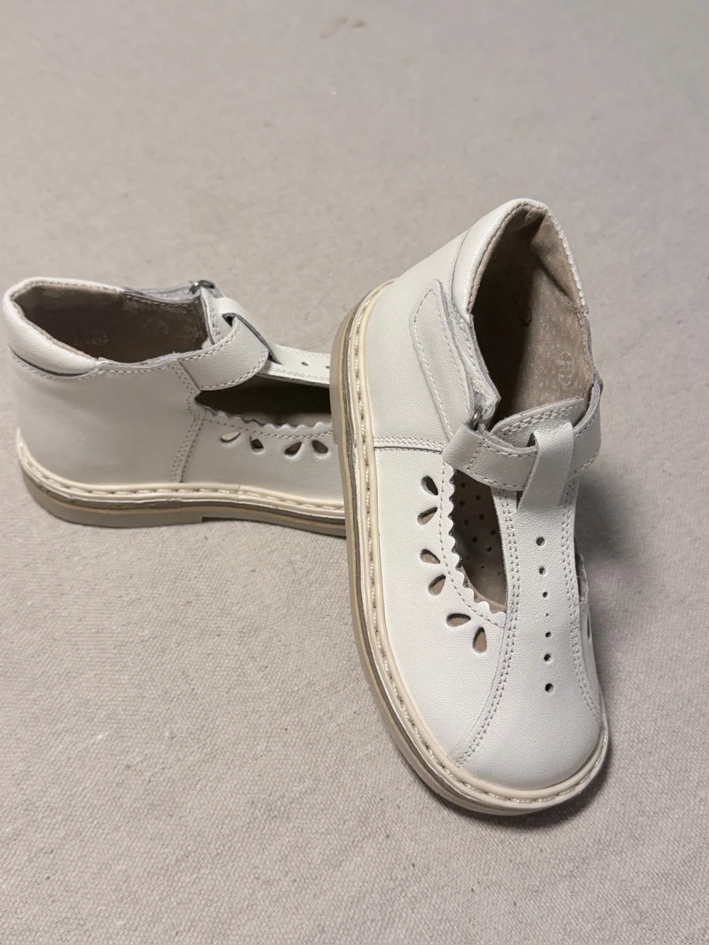 Kids White Leather Shoes with T-Strap